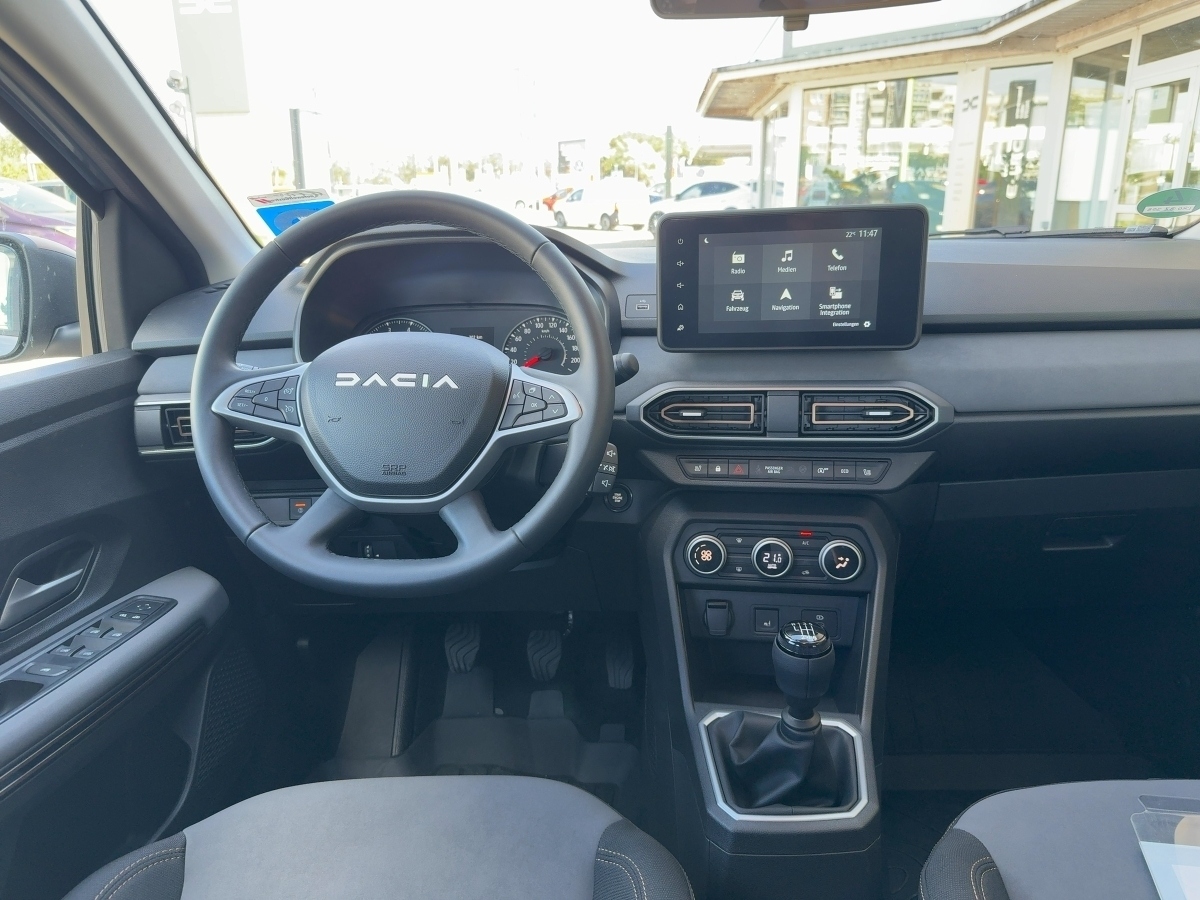 Dacia Sandero – Bild 8