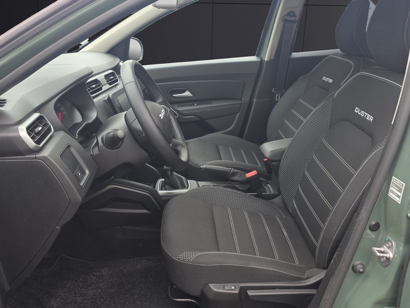 Fahrzeugabbildung Duster AHK Allrad Sitzheizung Navi Rückfahrkamera Bild 10 von 15