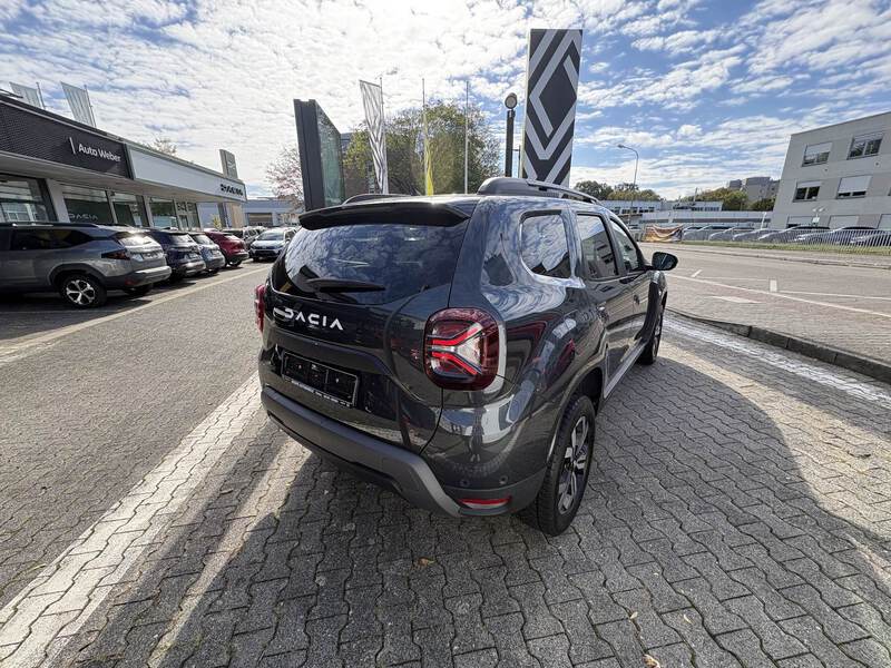 Fahrzeugabbildung Duster II 1.3 TCe 130 Journey 2WD Bild 4 von 18