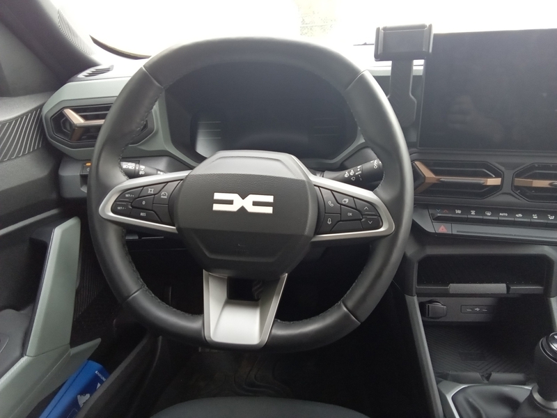 Fahrzeugabbildung Duster Extreme mild hybrid 130 4x4 Bild 9 von 13