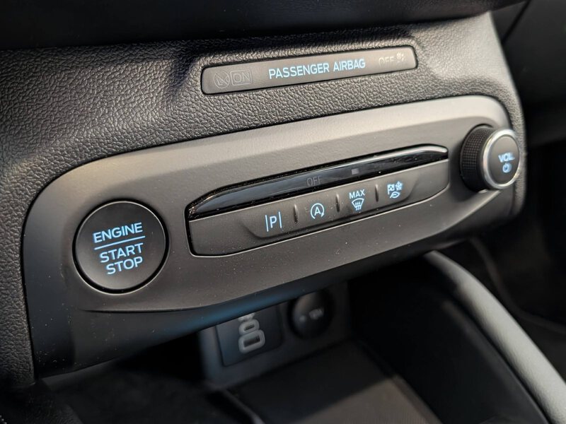 Fahrzeugabbildung Focus Turnier 1.5 EcoBlue Active X AHK B&O ACC Bild 18 von 43