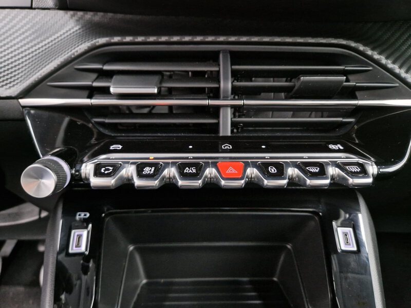Fahrzeugabbildung 208 1.2 Turbo Active Navigationssystem Bild 17 von 29