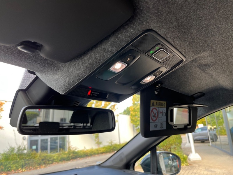 Fahrzeugabbildung Captur +Klimaautomatik+ Sitzheizung+ Bild 44 von 47