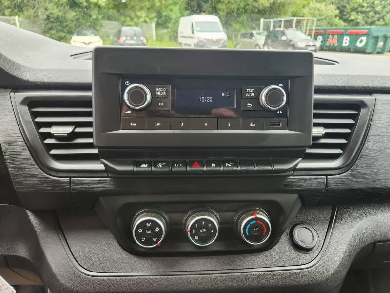 Renault Trafic Combi
