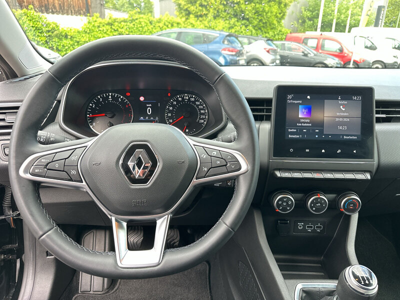 Fahrzeugabbildung Clio Scheckheft PDC hi Bild 14 von 20