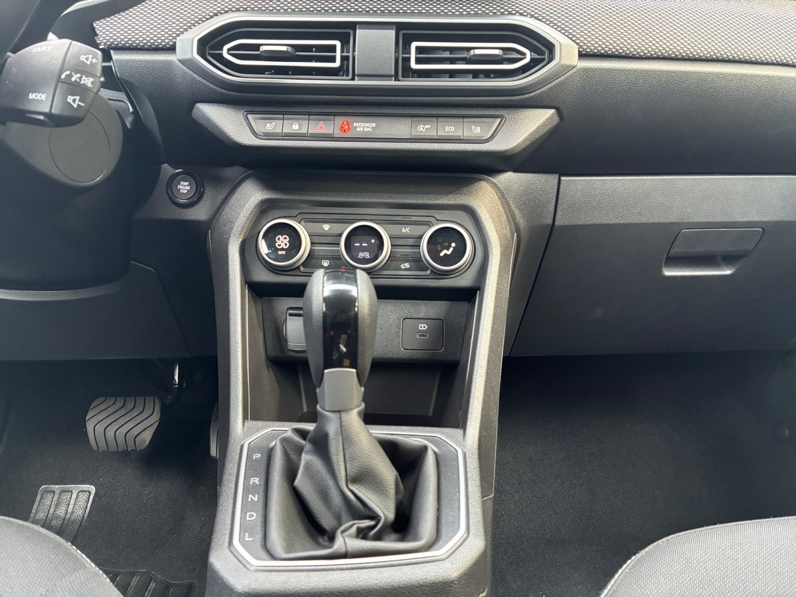 Dacia Sandero – Bild 9