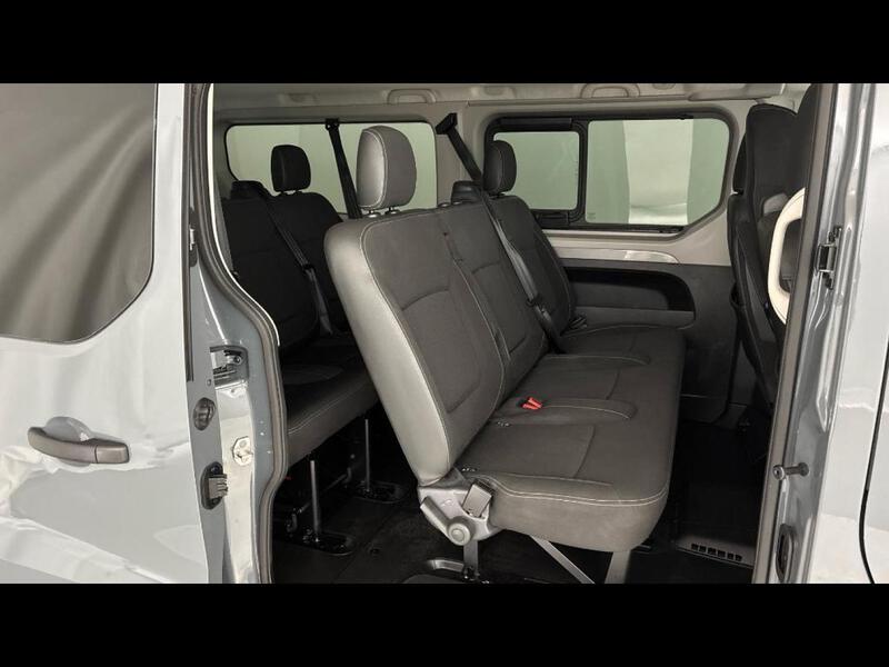 Renault Trafic Combi