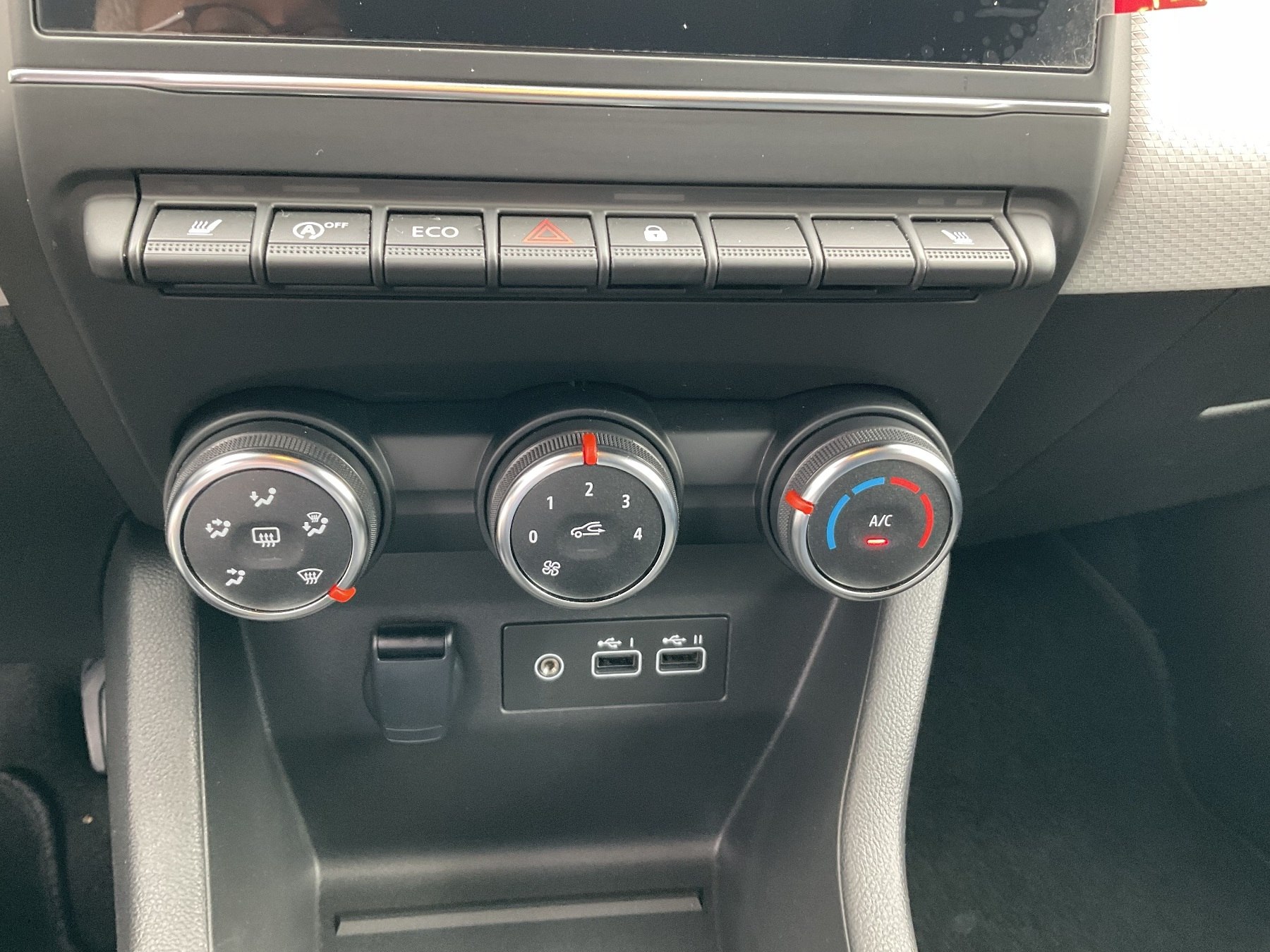 Renault Clio – Bild 14