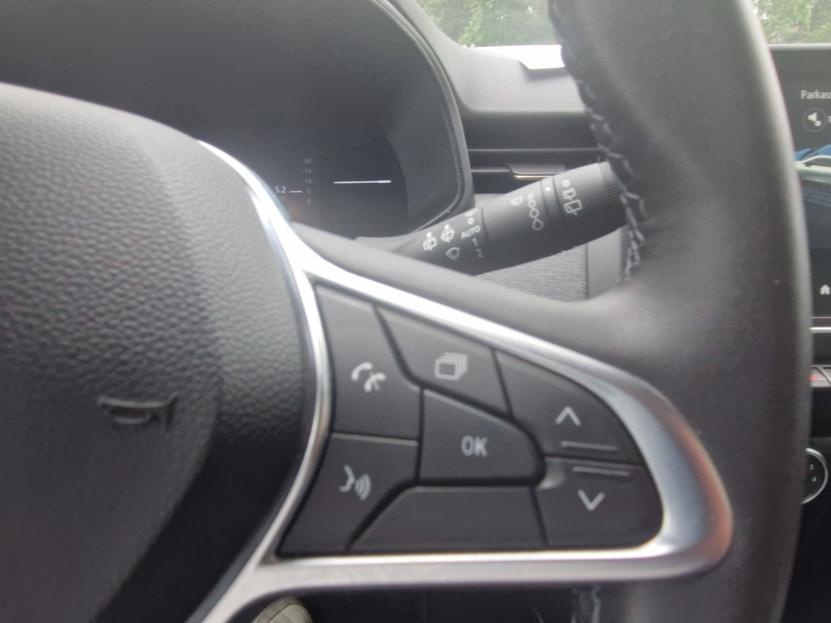 Renault Clio – Bild 19