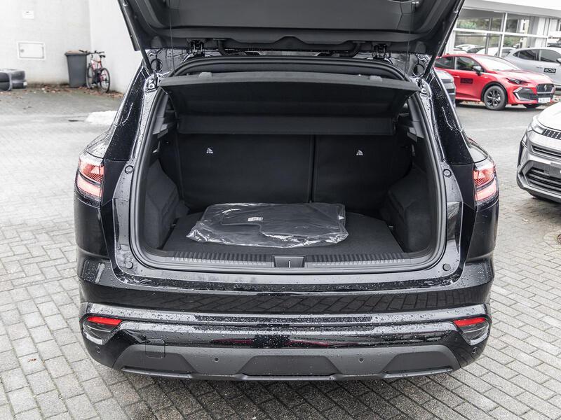 Fahrzeugabbildung Austral Techno Full Hybrid 200 Bild 8 von 15