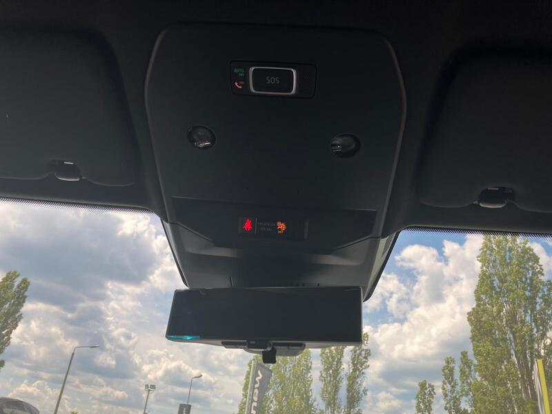 Fahrzeugabbildung Megane E-TECH 220PS CCS Kamera Navi ACC SHZ Bild 19 von 20