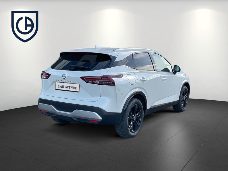 Fahrzeugabbildung Qashqai 1.3 DIG-T Tekna+ 4x4/Massage/Head-Up/LED Bild 3 von 17
