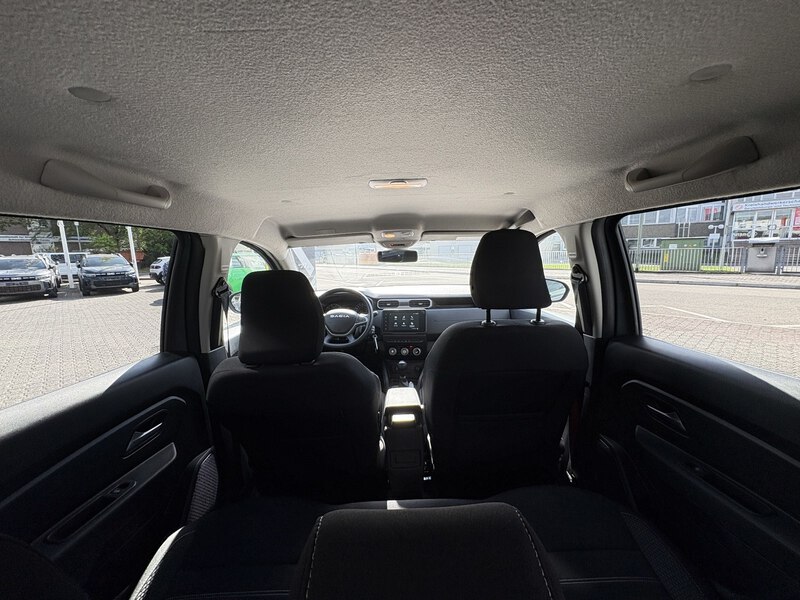 Fahrzeugabbildung Duster II 1.3 TCe 130 Journey 2WD Bild 11 von 18