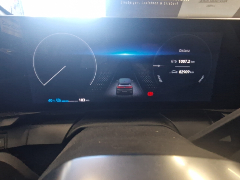 Fahrzeugabbildung Megane E-TECH 100% elektrisch Evolution Paket Bild 19 von 20