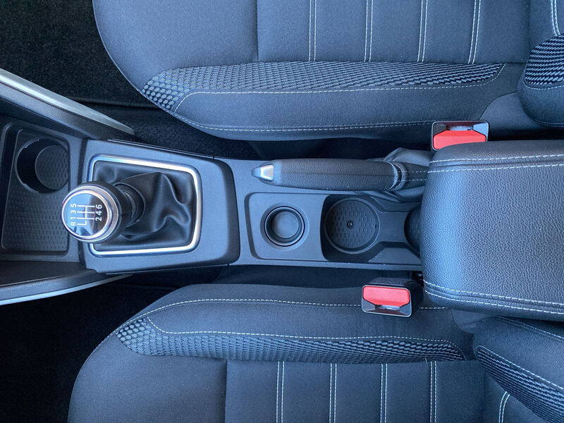 Fahrzeugabbildung Duster Navi 360° Bild 16 von 20