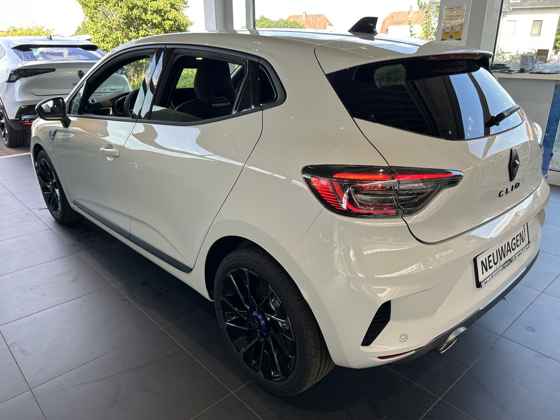 Renault Clio – Bild 17
