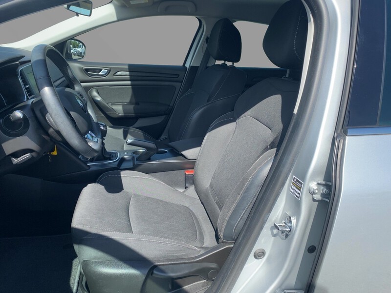 Fahrzeugabbildung Megane Grandtour LIMITED Deluxe TCe 115 GPF Bild 7 von 21