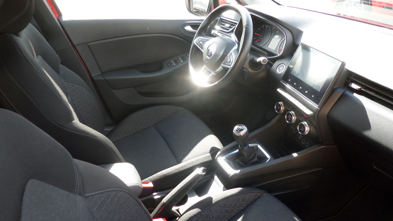 Fahrzeugabbildung Clio Einparkhilfe vorne Navigationssystem Bild 9 von 15
