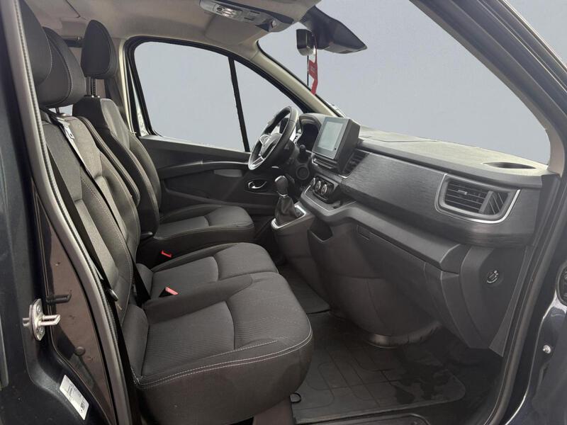 Renault Trafic Combi