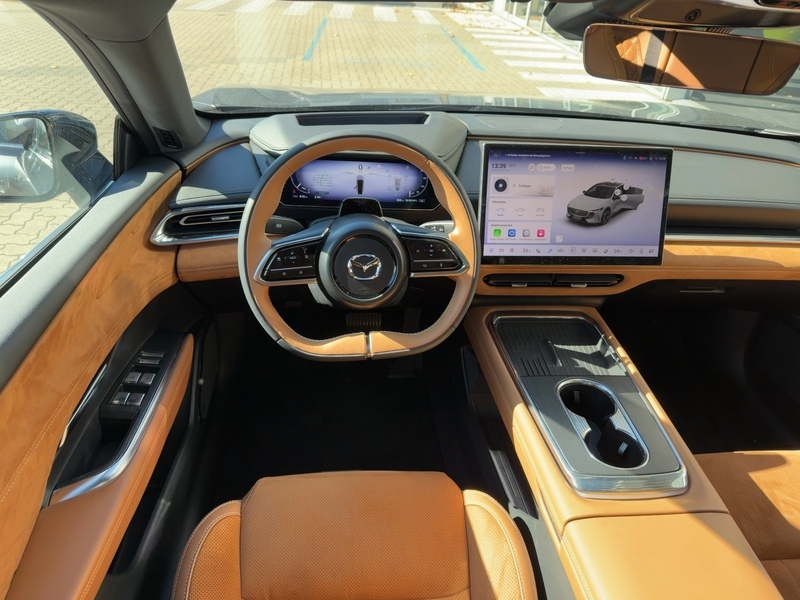 Mazda 6e