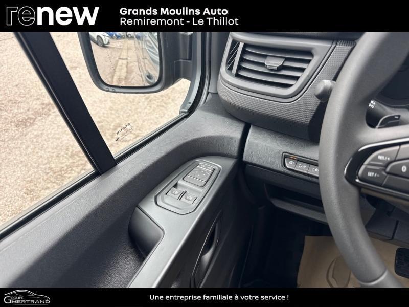 Renault Trafic Combi