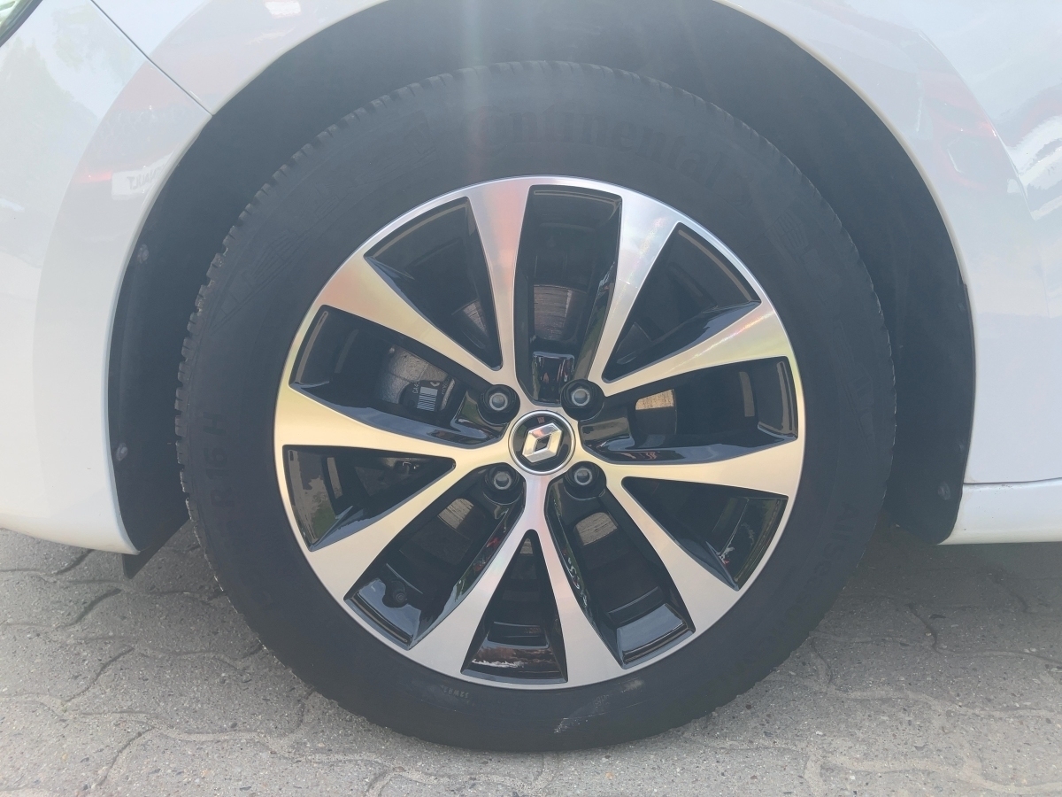 Renault Clio – Bild 12