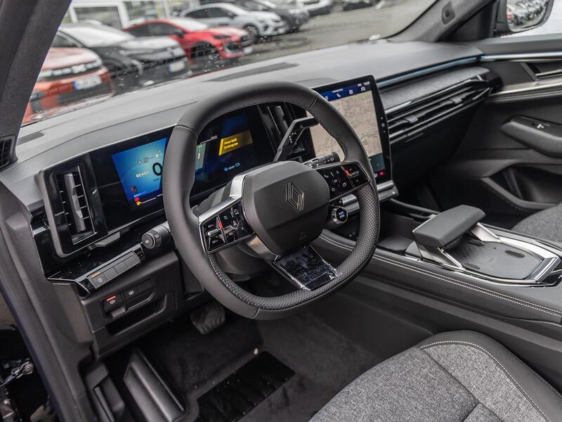 Fahrzeugabbildung Austral Techno Full Hybrid 200 Bild 13 von 15