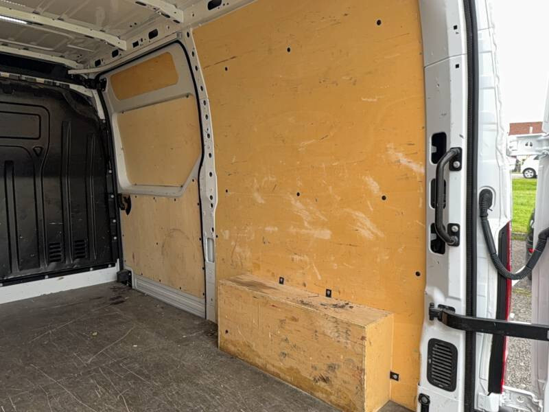 Renault Master III