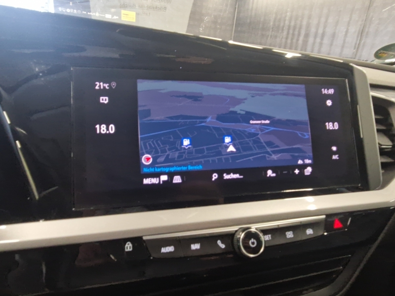 Fahrzeugabbildung Grandland GS 1.5D AT8 Leder Navi PDC Bild 16 von 20