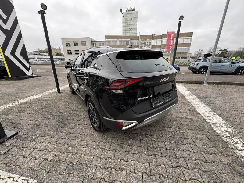 Fahrzeugabbildung Sportage 1.6 CRDi Mild Hybrid Vision  Bild 6 von 20