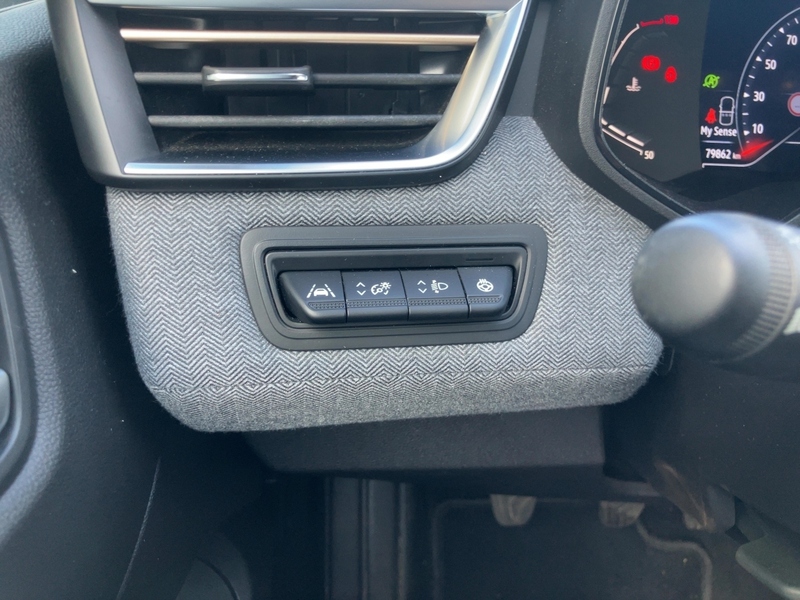 Fahrzeugabbildung Clio Lutecia 1.0 TCe 90 GPF Bild 14 von 20