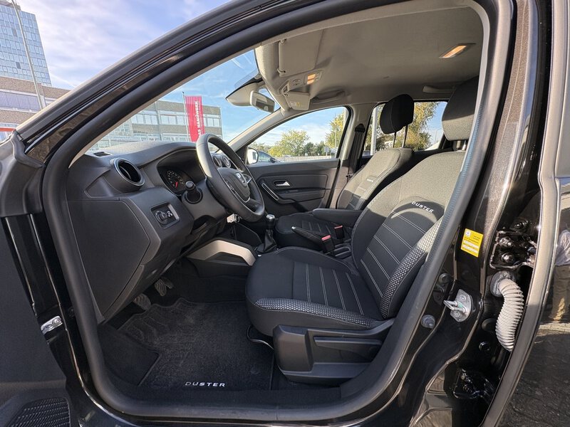 Fahrzeugabbildung Duster II 1.6 SCe 115 LPG Comfort 2WD Bild 13 von 18