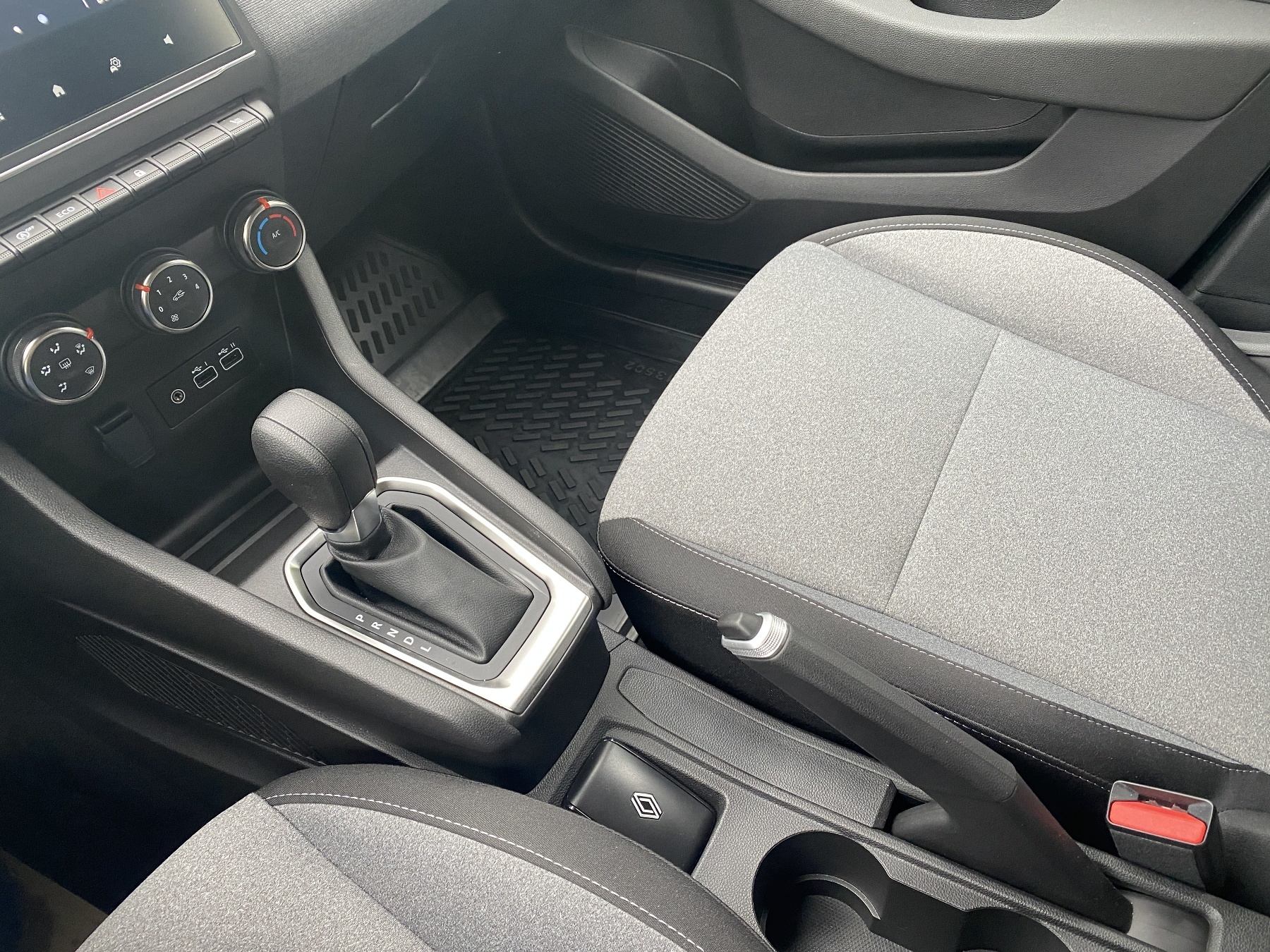 Renault Clio – Bild 17