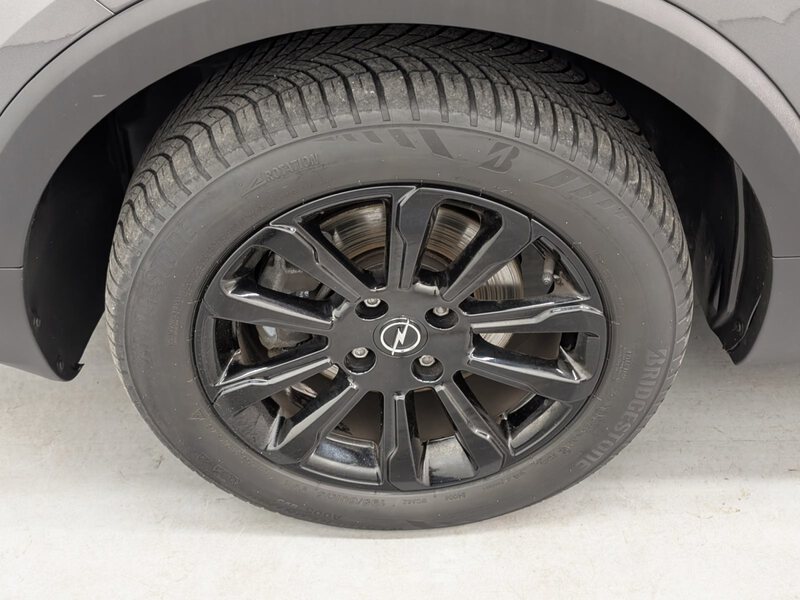 Fahrzeugabbildung Crossland X 1.2 Turbo Ele Bild 7 von 33