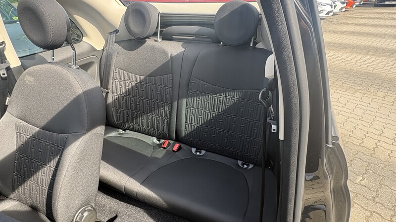 Fahrzeugabbildung 500C Cabrio 1.0 70PS Dolcevita Navi PDC Klima Bild 7 von 18