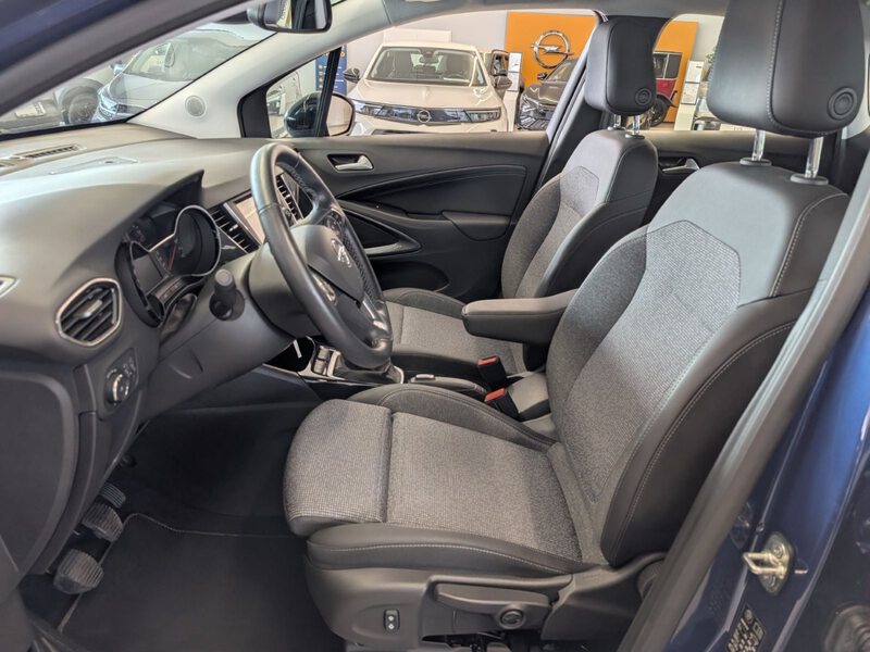 Fahrzeugabbildung Crossland 1.2 Elegance CarPlay Tempomat Bild 8 von 34