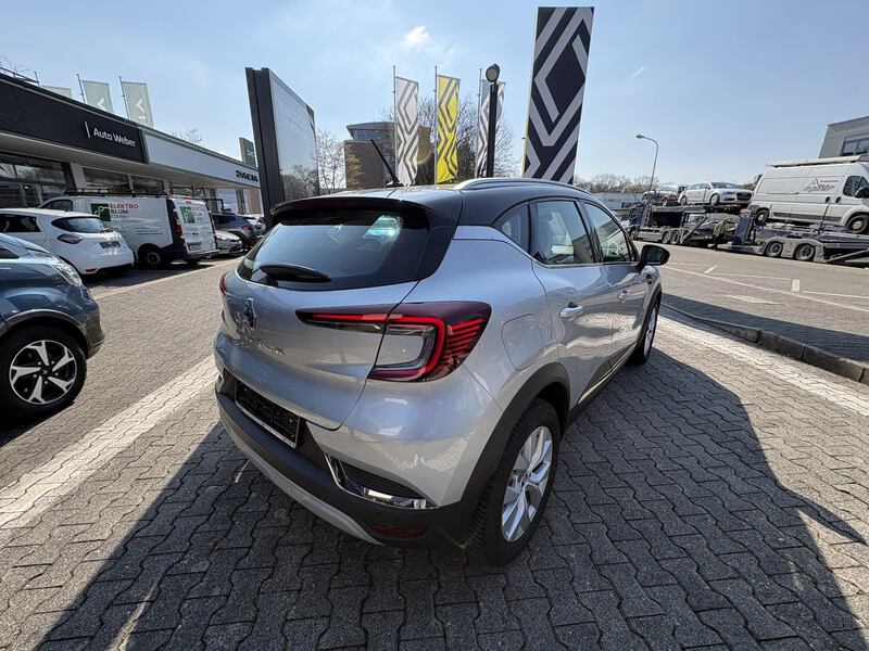 Fahrzeugabbildung Captur II 1.3 TCe 140 Intens GPF Bild 4 von 18
