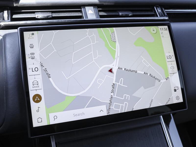 Fahrzeugabbildung Range Rover Velar PANO HUD Bild 13 von 15