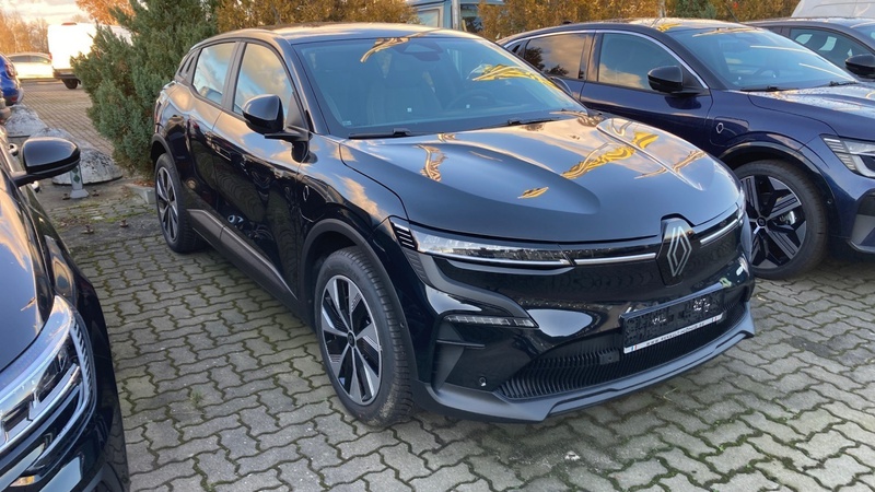 Fahrzeugabbildung Megane E-Tech 100% ele Paket Evolution ER EV60 130 Bild 2 von 11