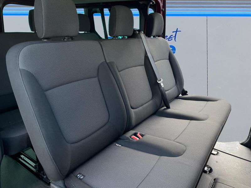 Renault Trafic Combi