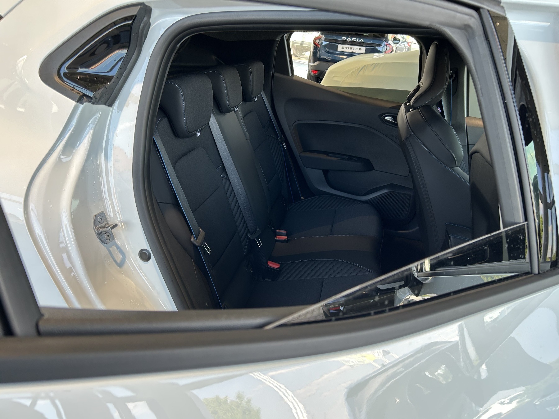 Renault Clio – Bild 10