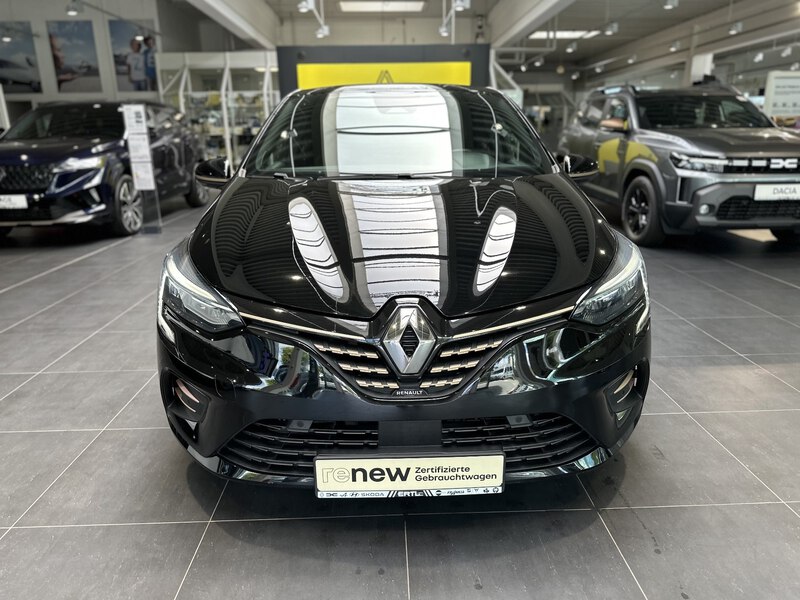 Fahrzeugabbildung Clio LUTECIA TCe 90 Bild 2 von 50