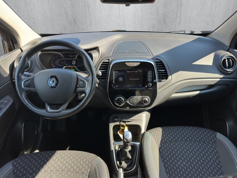 Fahrzeugabbildung Captur Intens TCe 90 Bild 12 von 14