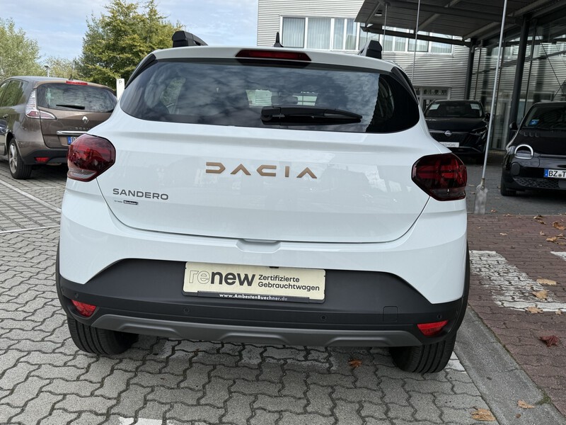 Fahrzeugabbildung Sandero Stepway Extreme+ TCe 100 ECO-G Bild 4 von 15