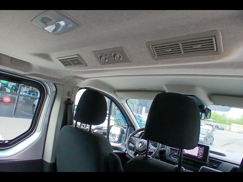 Renault Trafic Combi