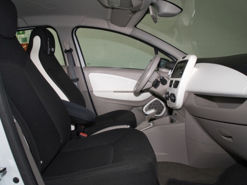Fahrzeugabbildung Zoe Entry Batteriemiete mit Option auf Z.E.40 Bild 4 von 22