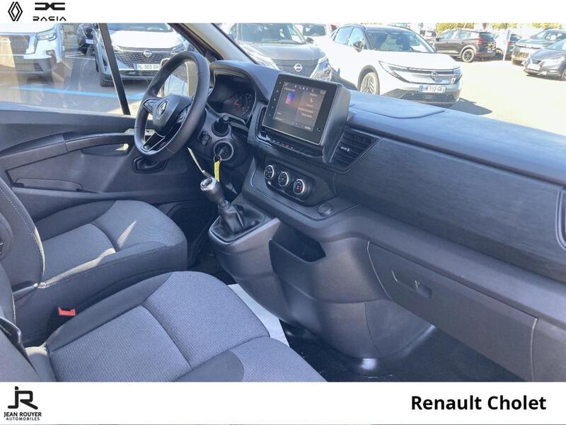 Renault Trafic Combi