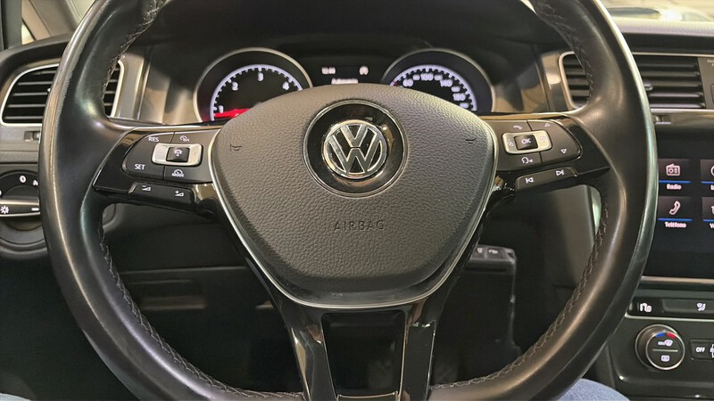 Volkswagen Golf VII