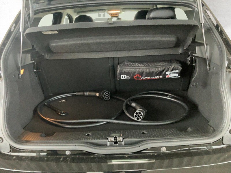 Fahrzeugabbildung Twingo E-TECH 100% el. TWINGO E-Tech 100% elektrisch Bild 6 von 17