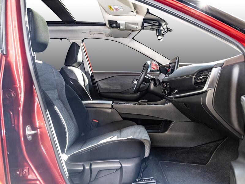 Fahrzeugabbildung X-Trail 7-SITZER 360° BT Bild 2 von 15